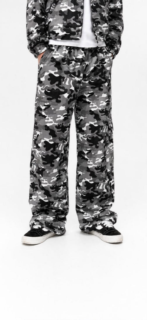 Pantalon Baggy Camuflado gris